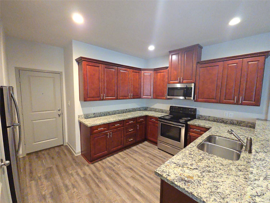 Property photo for 626 Magnolia Bend, Roman Forest, TX