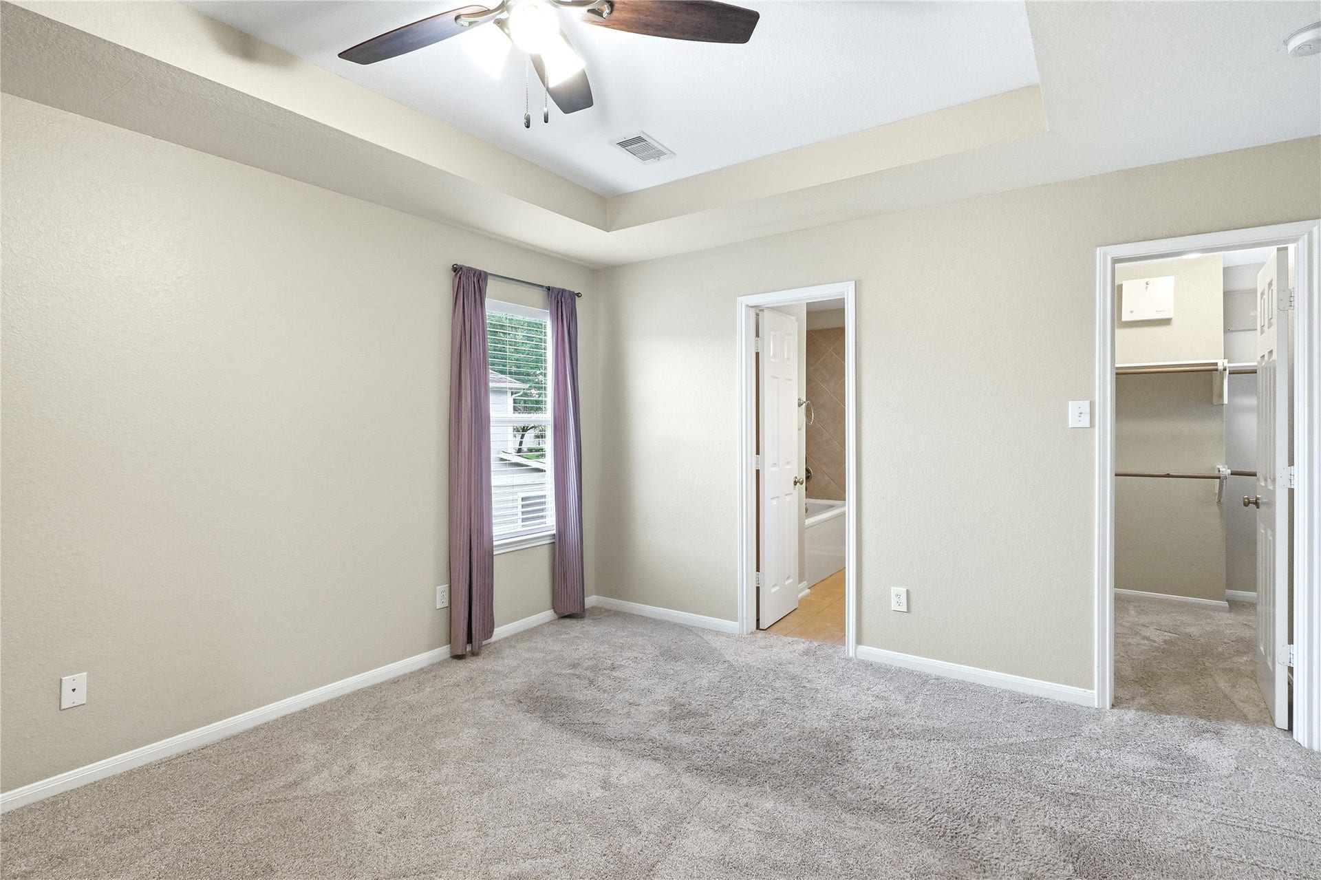 12114 Medina Lake Drive, Tomball, TX 77377 Primary Bedroom