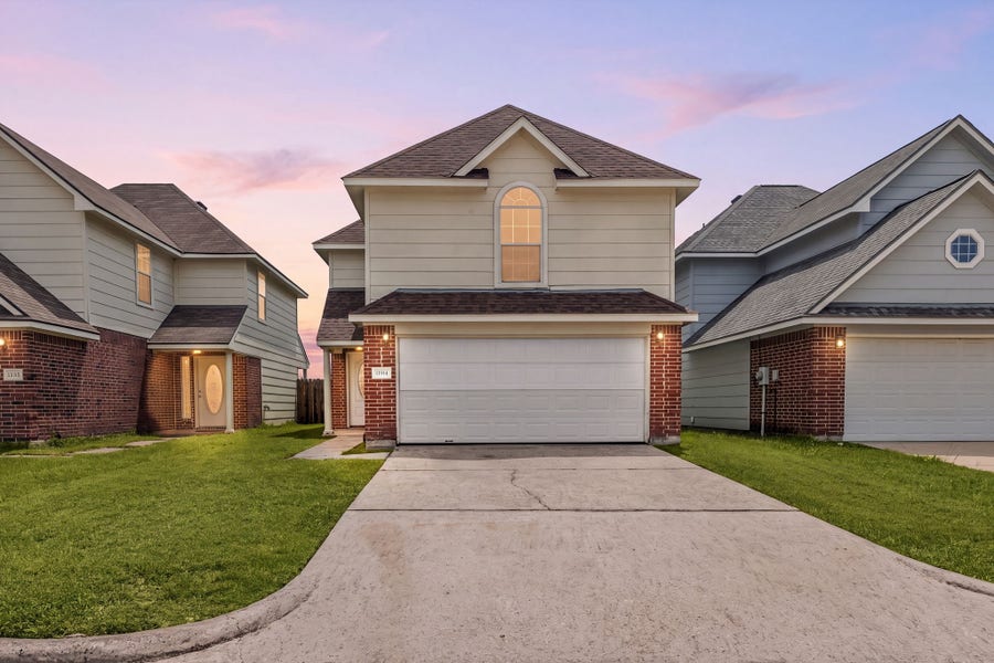 Property photo for 11914 E Vita Circle, Houston, TX
