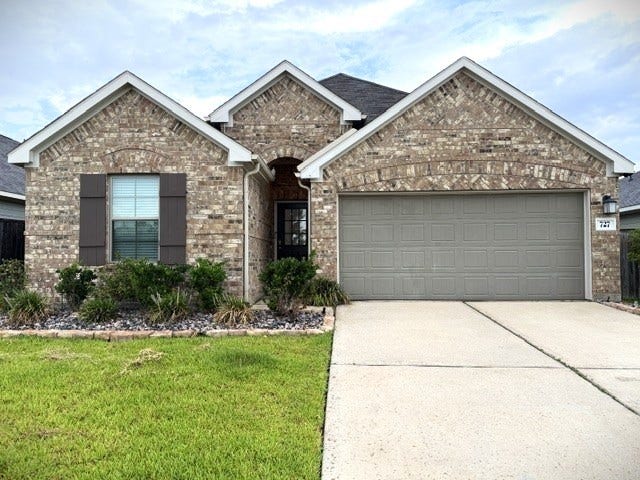 Property photo for 727 Larkspur Shadow Drive, Magnolia, TX