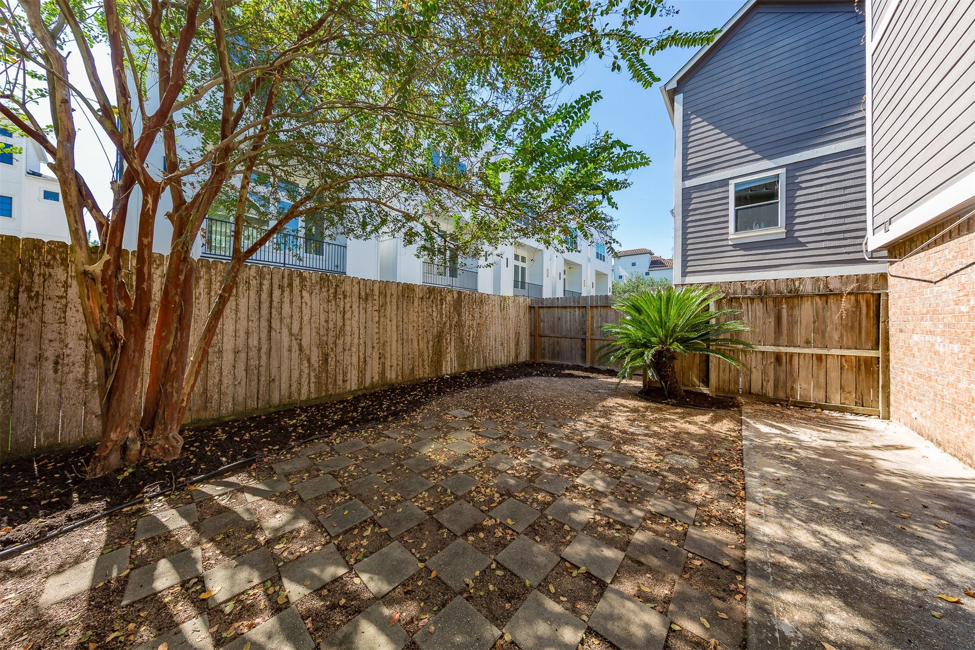 4811 Austin Street, #B, Houston, TX 77004 4811 Austin Street, #B, Houston, TX 77004
