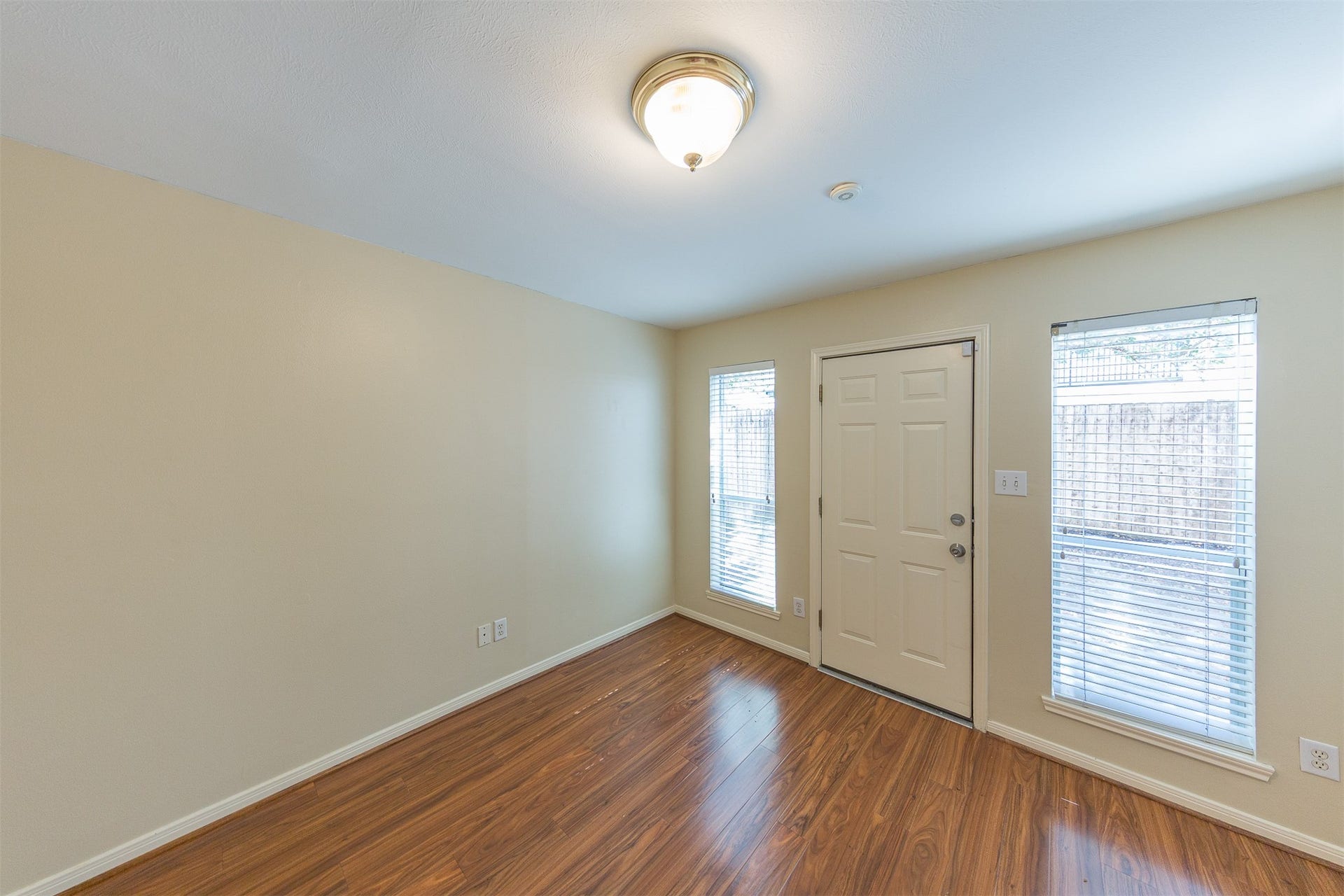 4811 Austin Street, #B, Houston, TX 77004 4811 Austin Street, #B, Houston, TX 77004