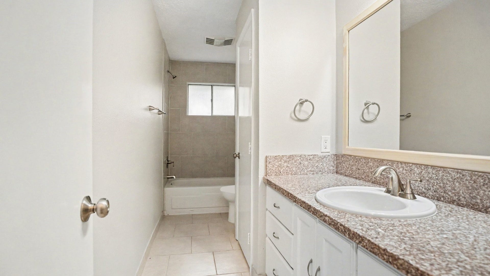 16107 Barcelona Drive, Friendswood, TX 77546 16107 Barcelona Drive, Friendswood, TX 77546