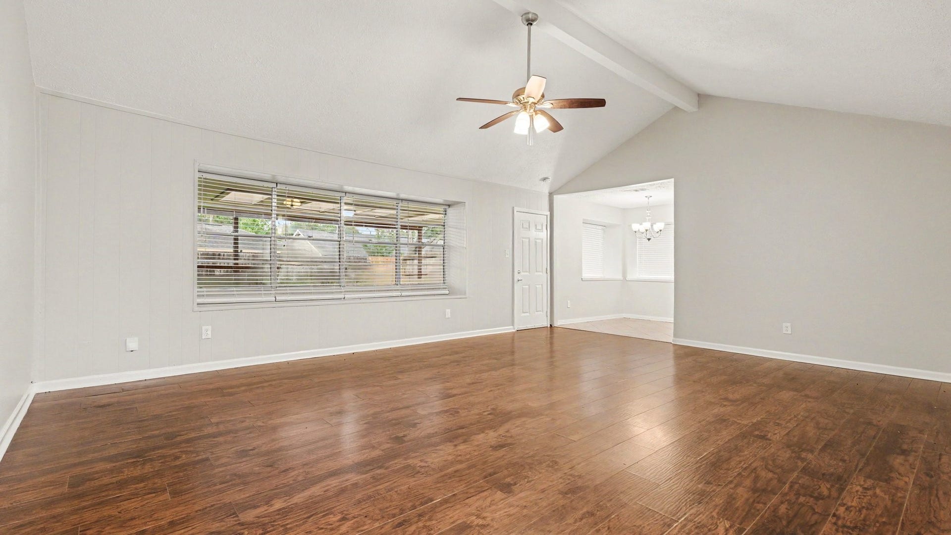16107 Barcelona Drive, Friendswood, TX 77546 16107 Barcelona Drive, Friendswood, TX 77546