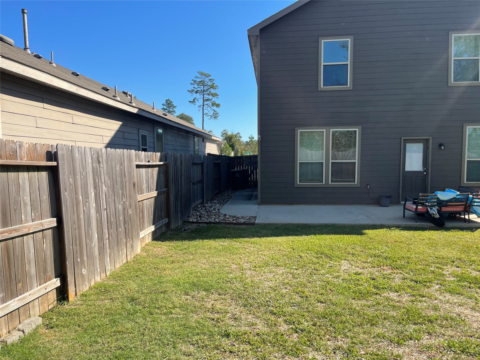10405 Pineland Drive, Conroe, TX 77378 10405 Pineland Drive, Conroe, TX 77378