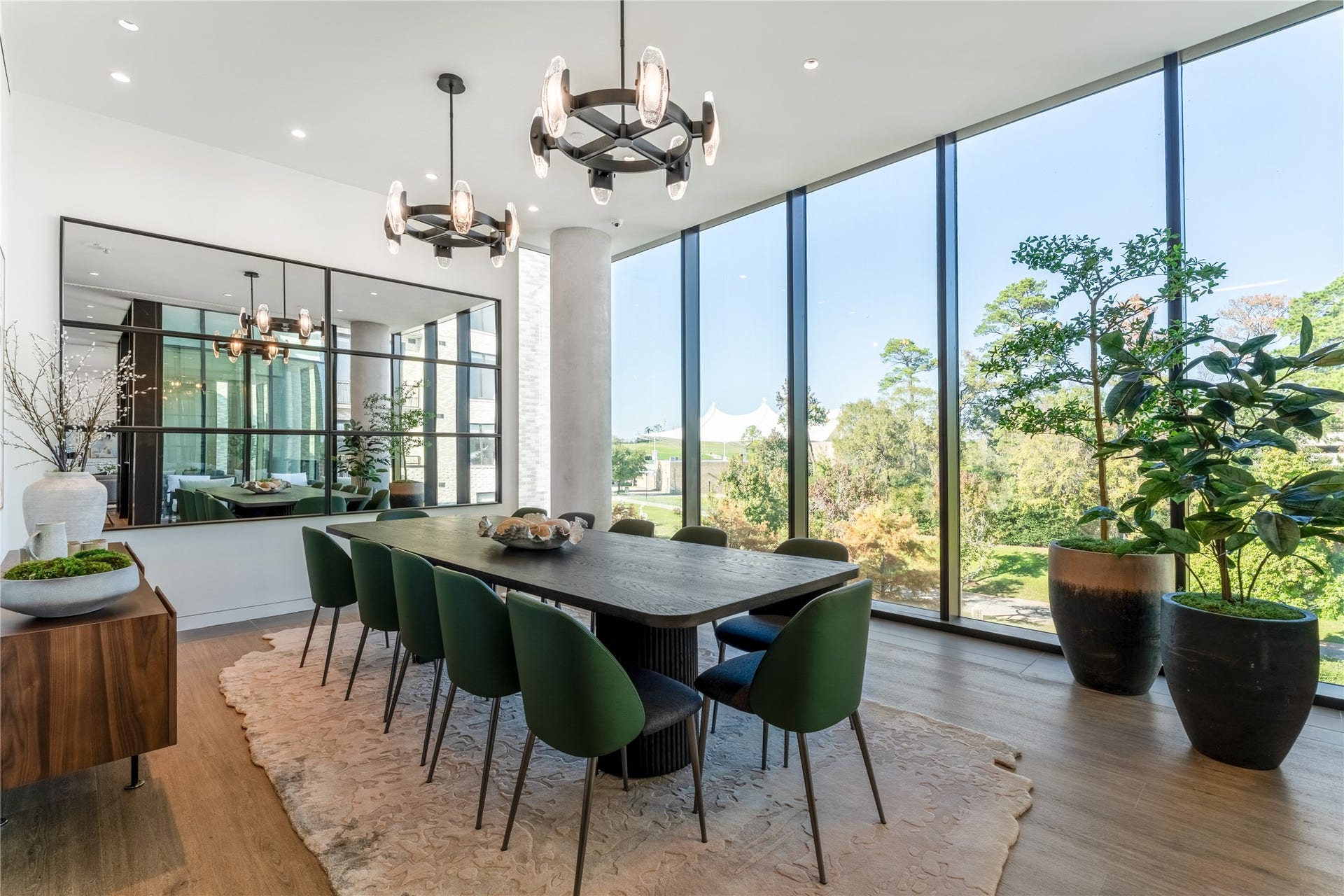 1 Riva Row, #618, The Woodlands, TX 77380 1 Riva Row, #618, The Woodlands, TX 77380