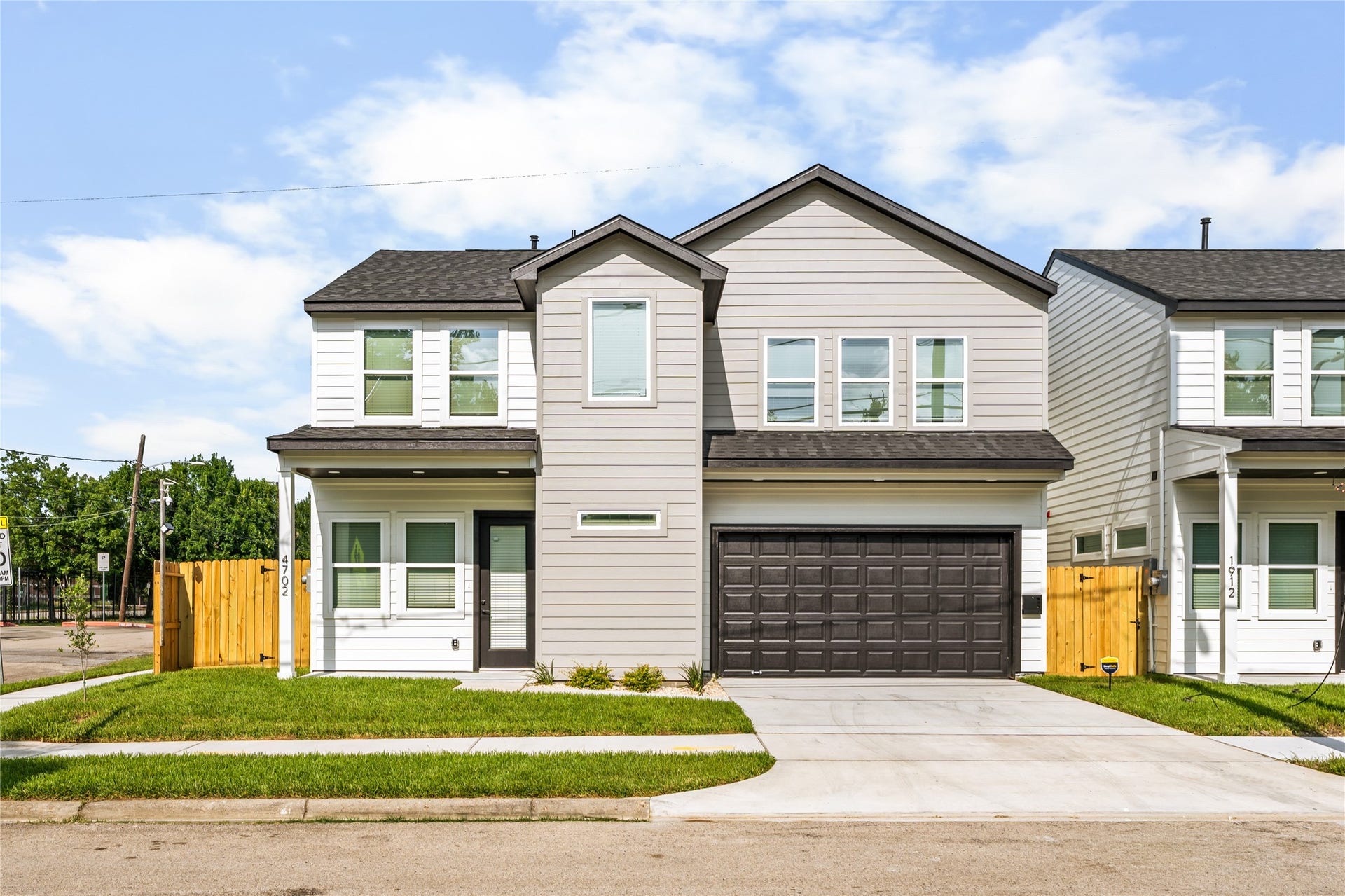 4702 & 1912 Schweikhardt Street, Houston, TX 77020 Clean lines and commanding presence. Exceptional architectural details, oversized energy-efficient windows, and a paved concrete driveway offer a premium first impression.