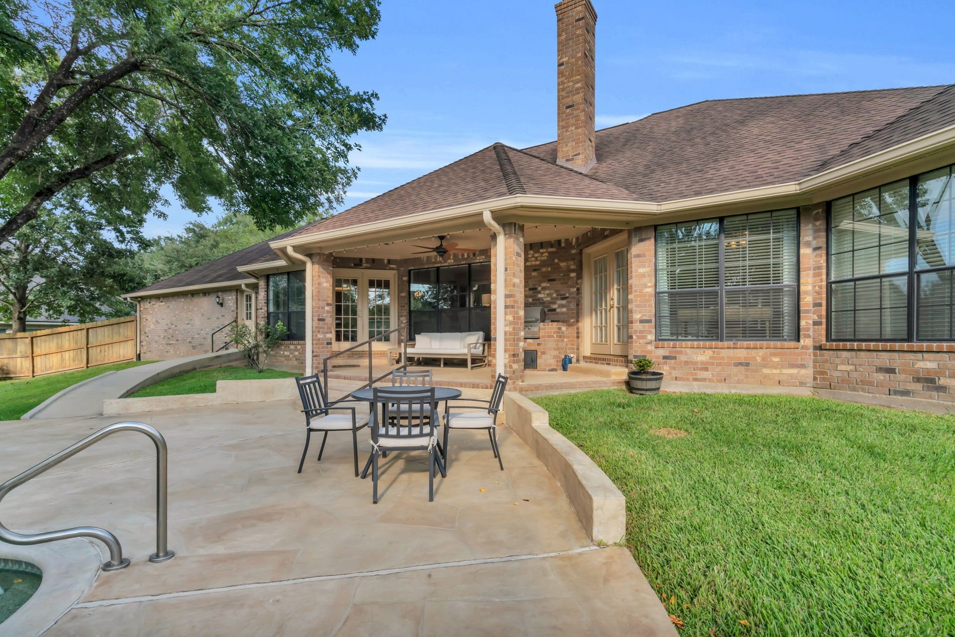 23327 Cannon Creek Trail, Tomball, TX 77377 Extended patio provides additional space for outdoor dining and entertaining.