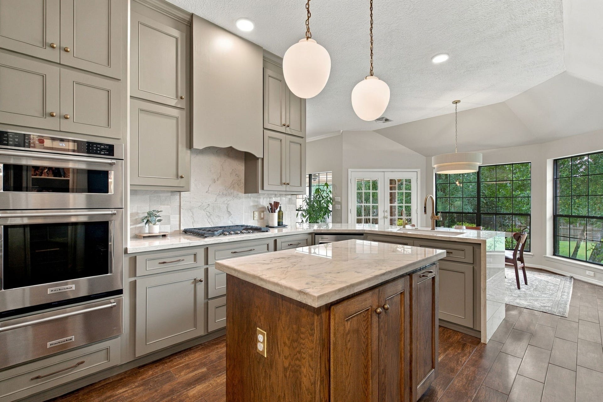 23327 Cannon Creek Trail, Tomball, TX 77377 Kitchen opens to the breakfast area for an easy everyday flow.