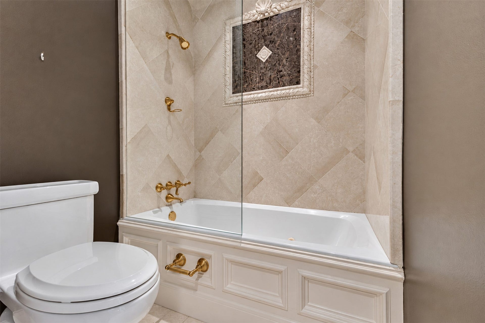 2902 W Lane Drive, Houston, TX 77027 2902 W Lane Drive, Houston, TX 77027