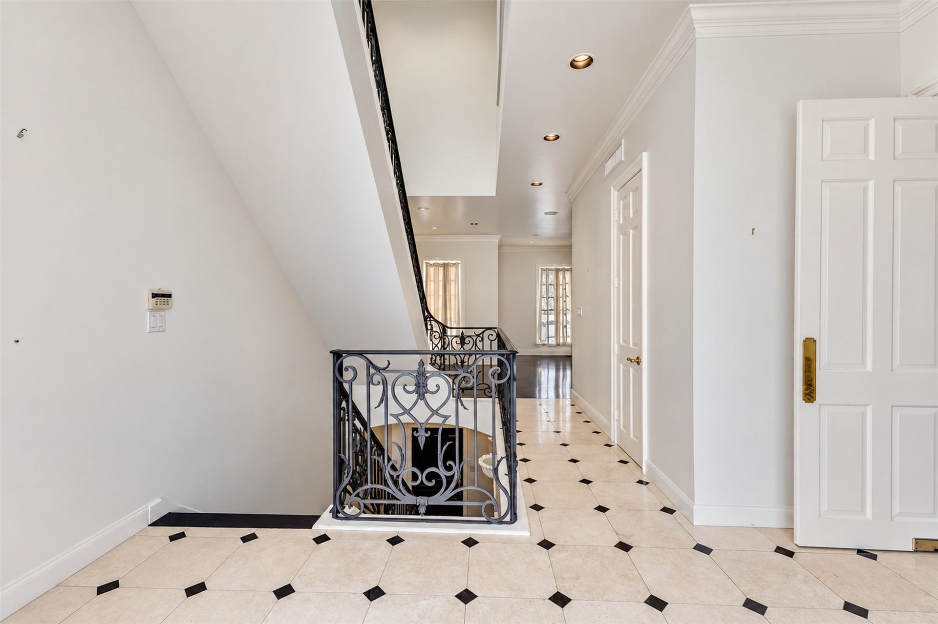 2902 W Lane Drive, Houston, TX 77027 2902 W Lane Drive, Houston, TX 77027