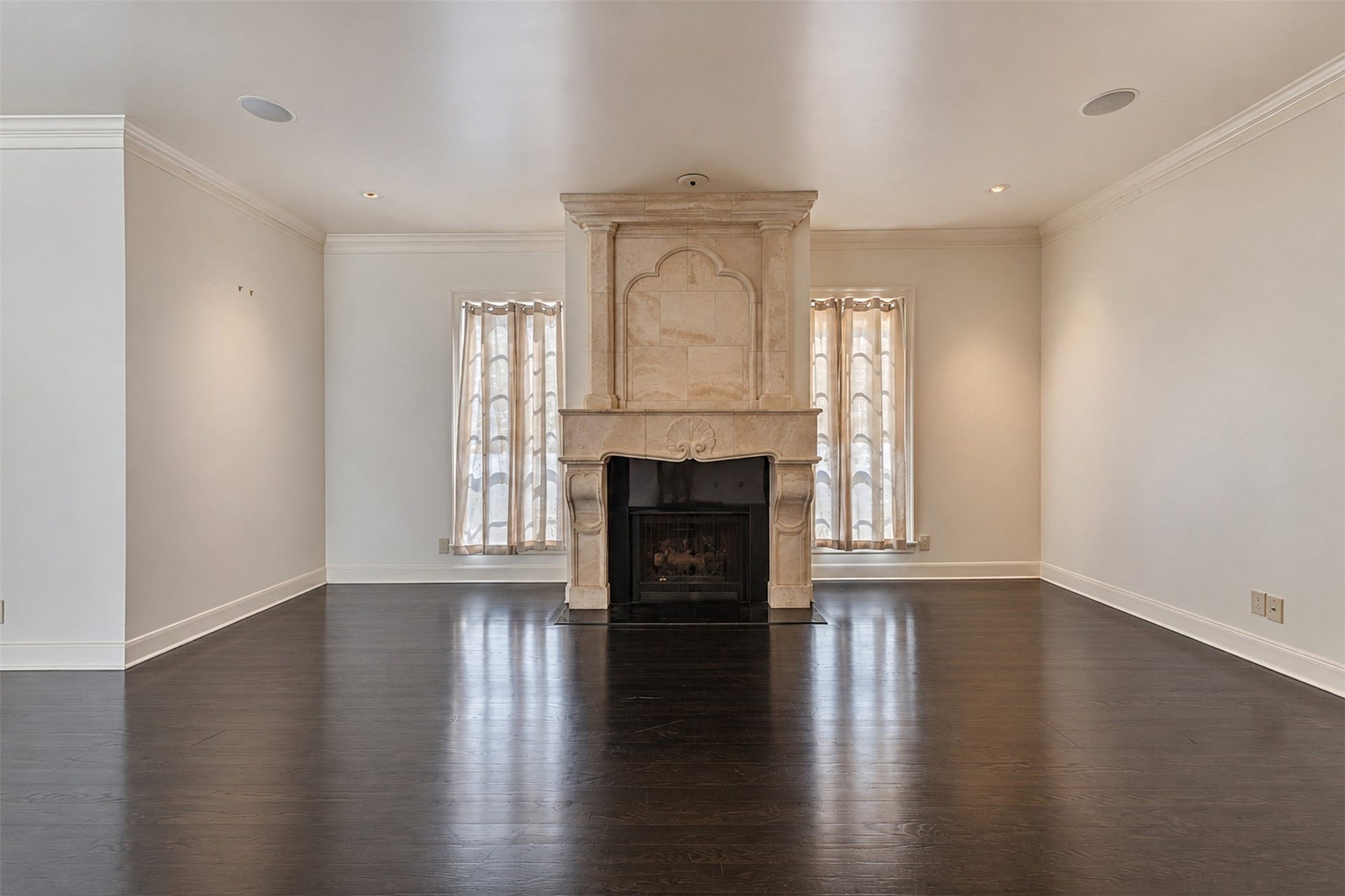 2902 W Lane Drive, Houston, TX 77027 2902 W Lane Drive, Houston, TX 77027