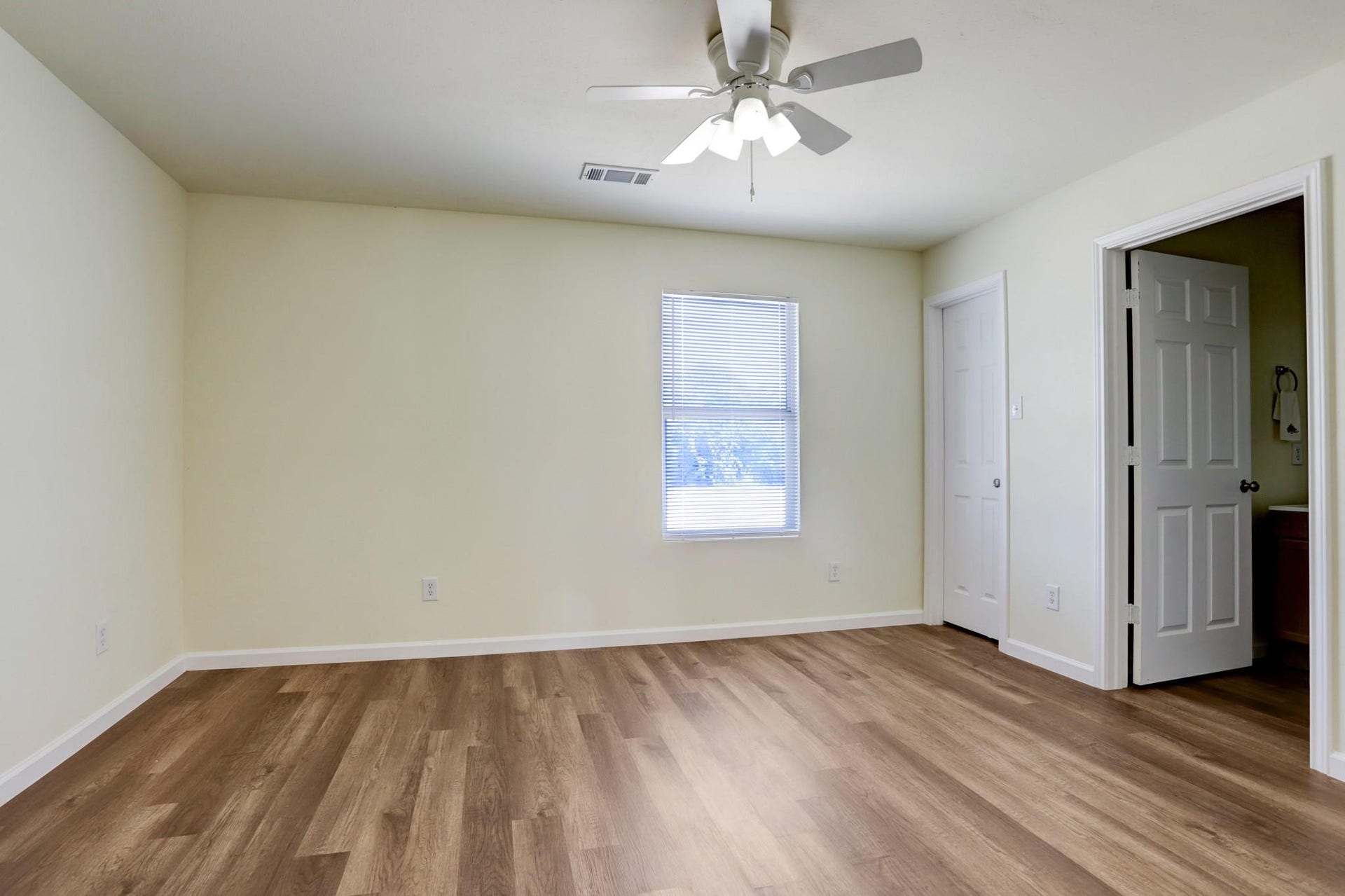 23339/41 High Point Street, Prairie View, TX 77445 23339/41 High Point Street, Prairie View, TX 77445