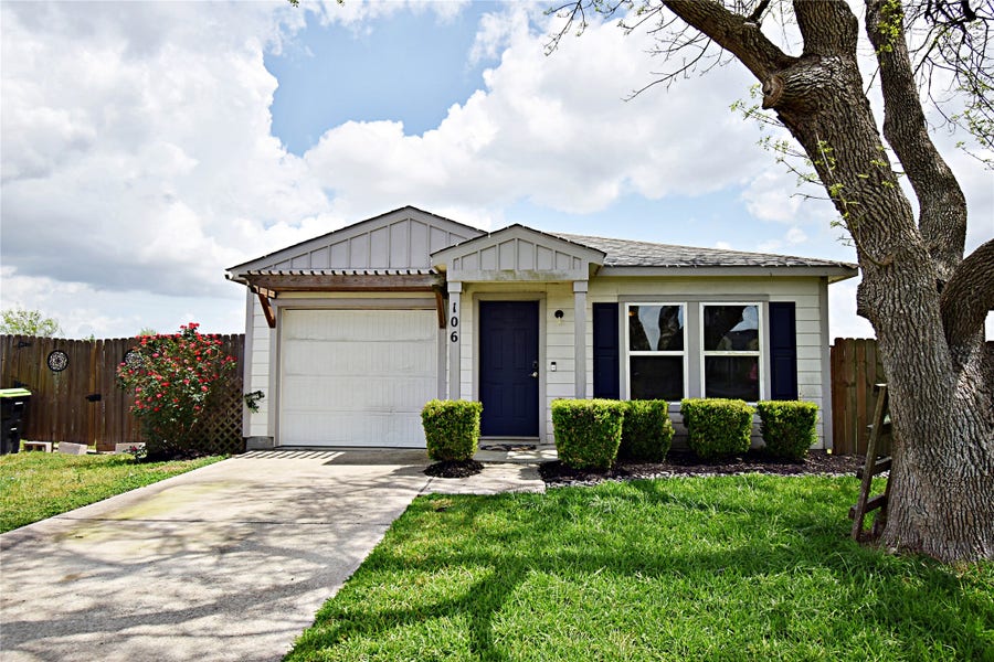 Property photo for 106 Collins Court, Kendleton, TX