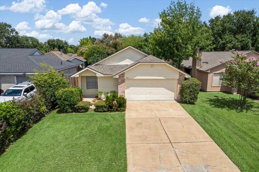 Property photo for 4318 Daisy Meadow Drive, Katy, TX