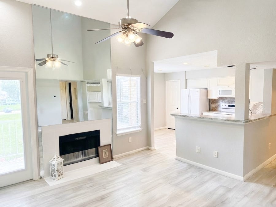 Property photo for 2011 Spenwick Drive, #522, Houston, TX