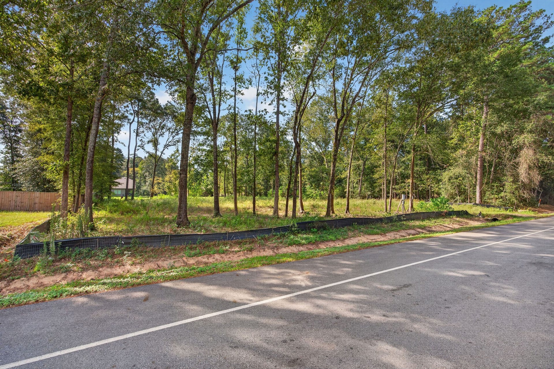 2710 Roman Forest Boulevard, New Caney, TX 77357 2710 Roman Forest Boulevard, New Caney, TX 77357