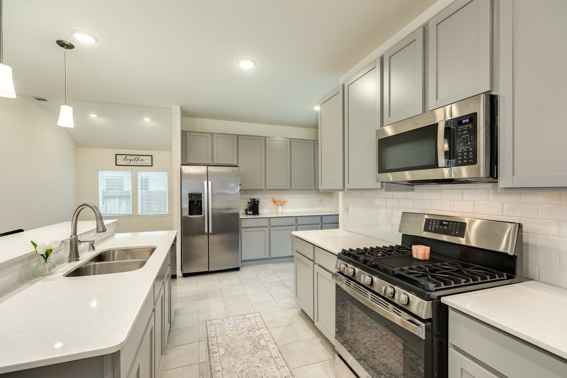 10514 Watershed Drive, Rosharon, TX 77583 10514 Watershed Drive, Rosharon, TX 77583