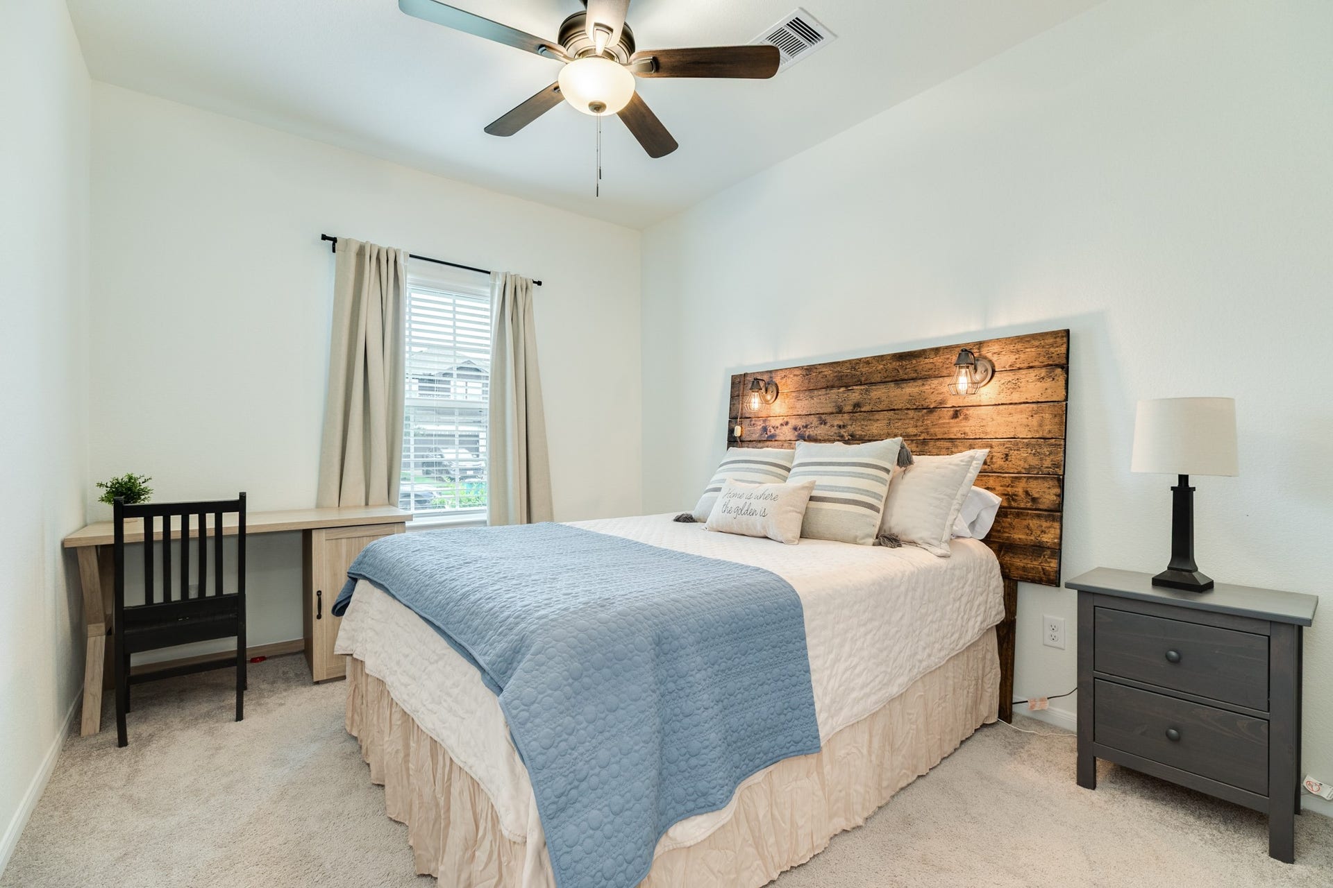 10514 Watershed Drive, Rosharon, TX 77583 10514 Watershed Drive, Rosharon, TX 77583