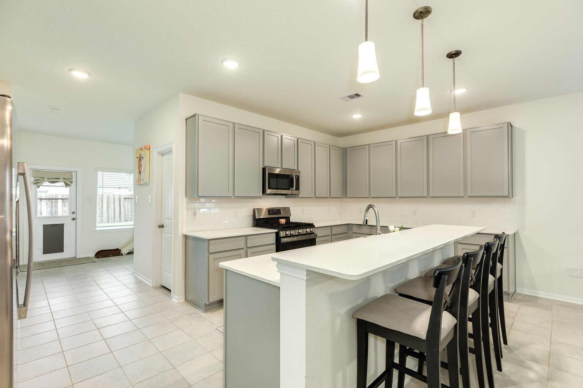 10514 Watershed Drive, Rosharon, TX 77583 10514 Watershed Drive, Rosharon, TX 77583