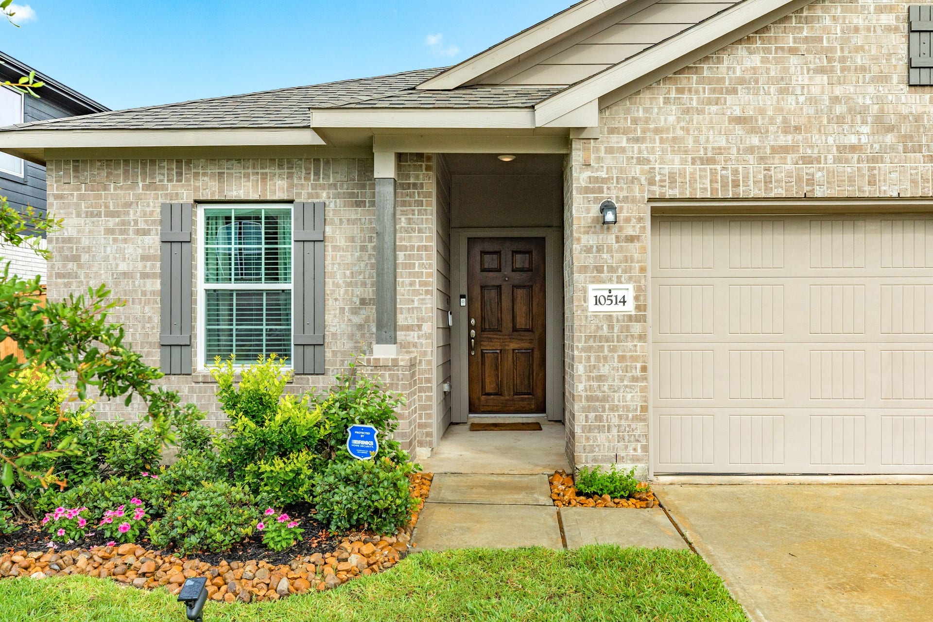 10514 Watershed Drive, Rosharon, TX 77583 10514 Watershed Drive, Rosharon, TX 77583