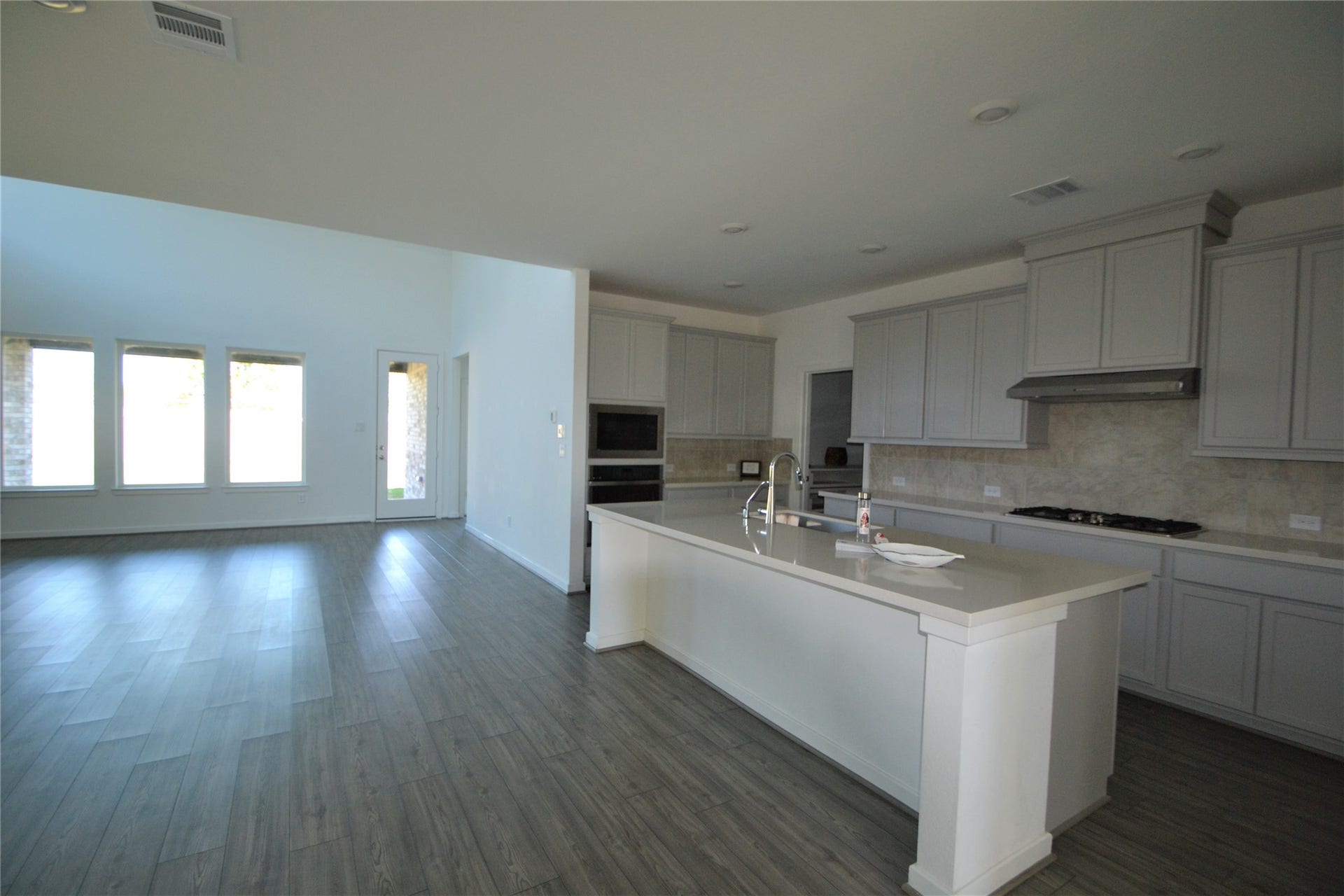 9714 Sunflower Mist Lane, Richmond, TX 77407 9714 Sunflower Mist Lane, Richmond, TX 77407