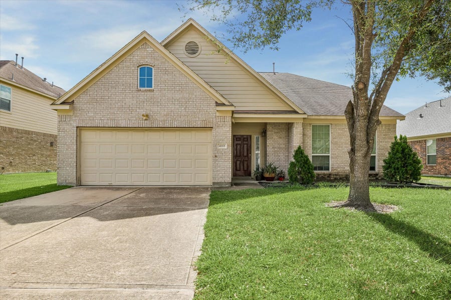 Property photo for 4118 Cascade Oaks Court, Houston, TX