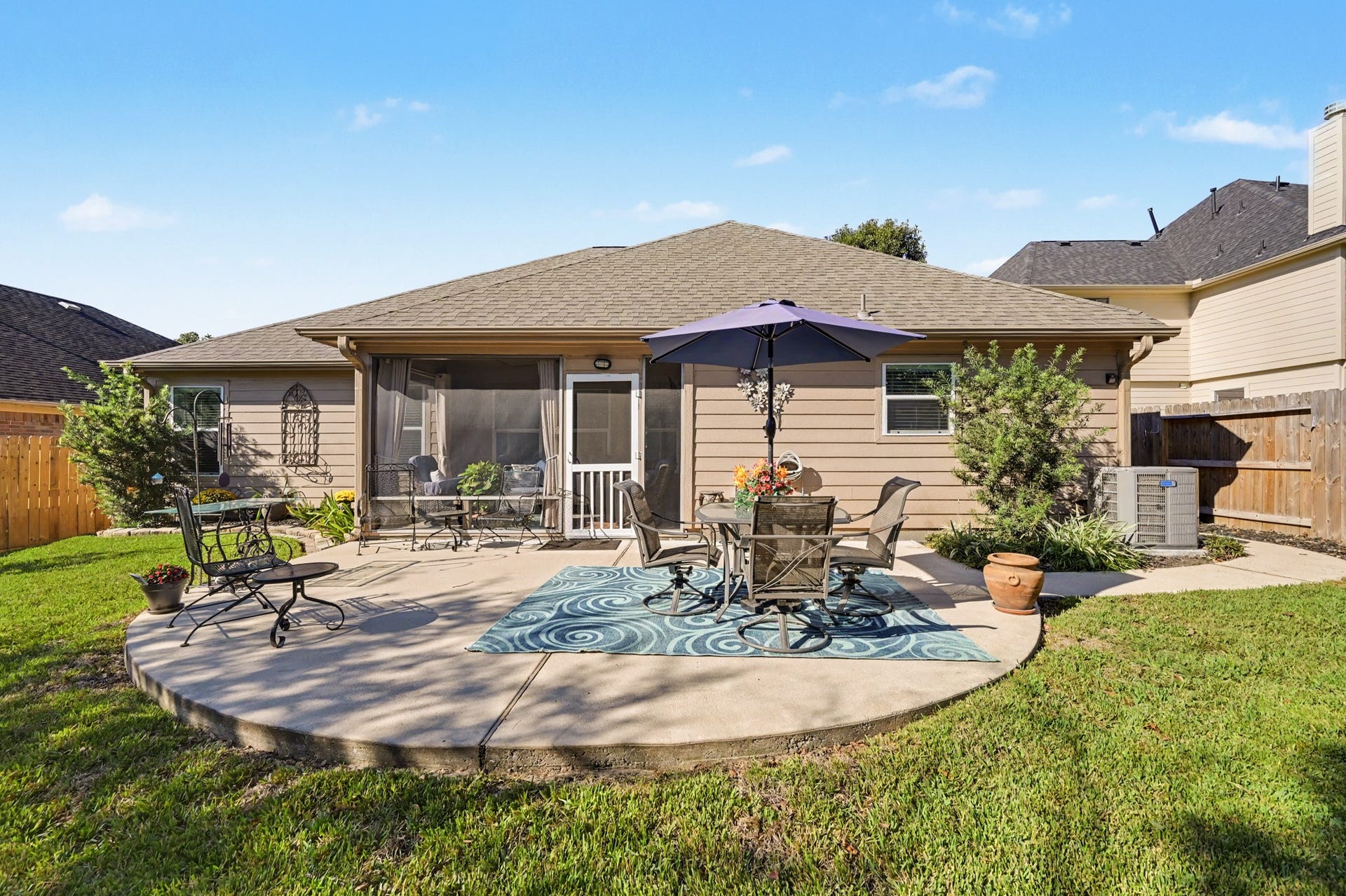 2039 Borthwick Lane, Conroe, TX 77301 Plenty of outdoor patio for dining, relaxation or possibly adding an outdoor kitchen.