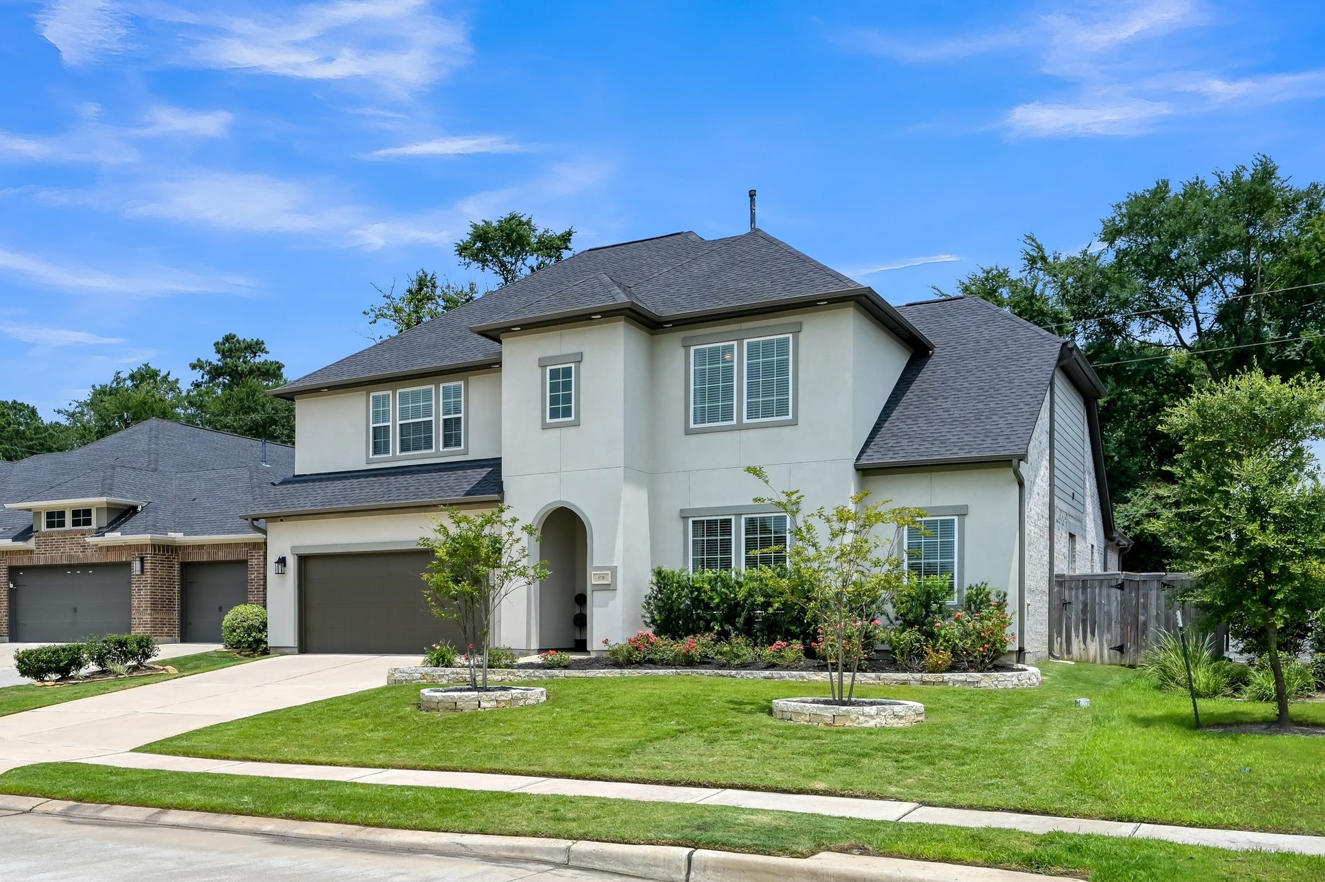 9738 Dani Lake Drive, Tomball, TX 77375 Welcome home! This home includes custom upgrades including a new pool/spa and outdoor kitchen, fixtures, flooring and built-ins.