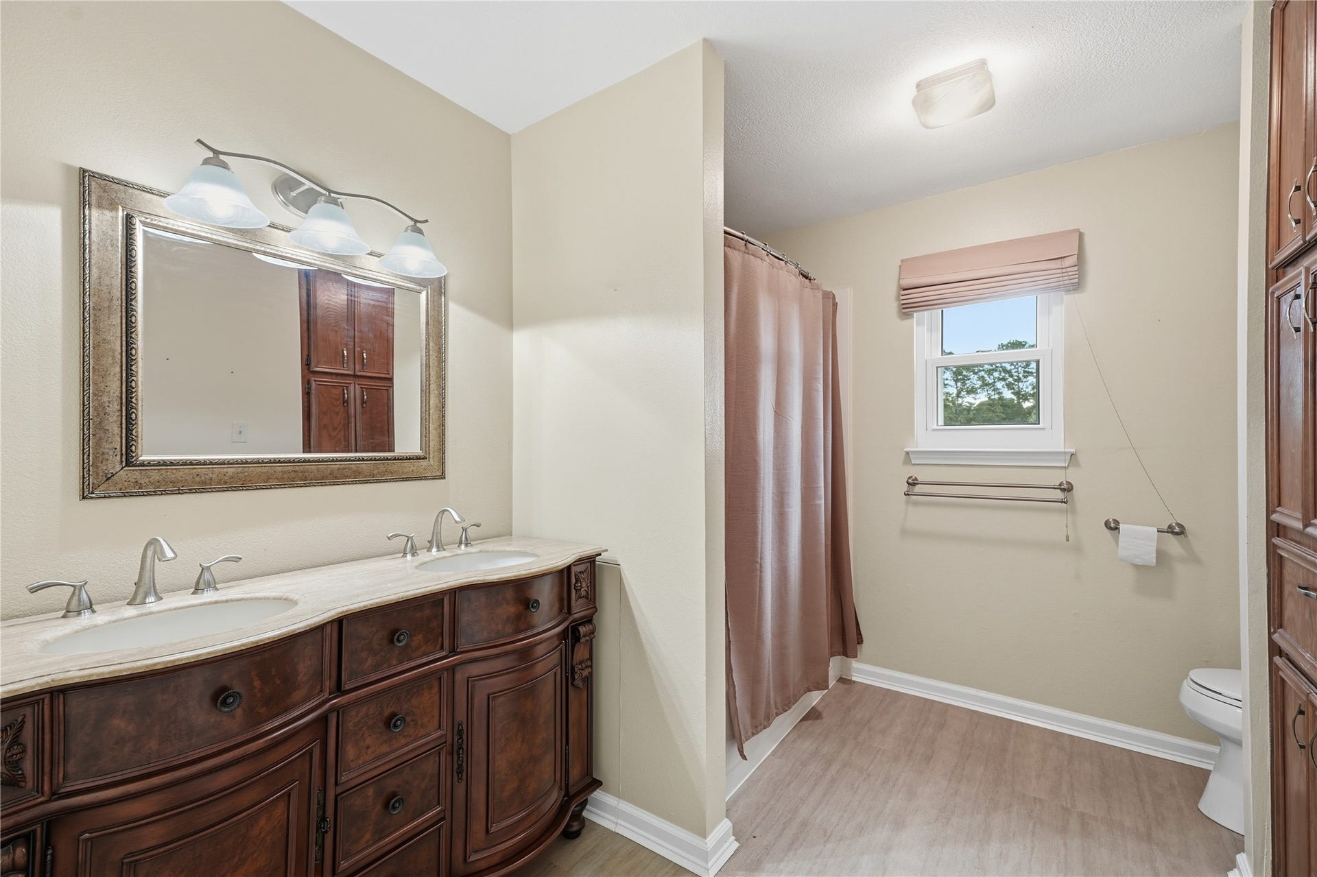13612 Washington Street, Santa Fe, TX 77510 13612 Washington Street, Santa Fe, TX 77510