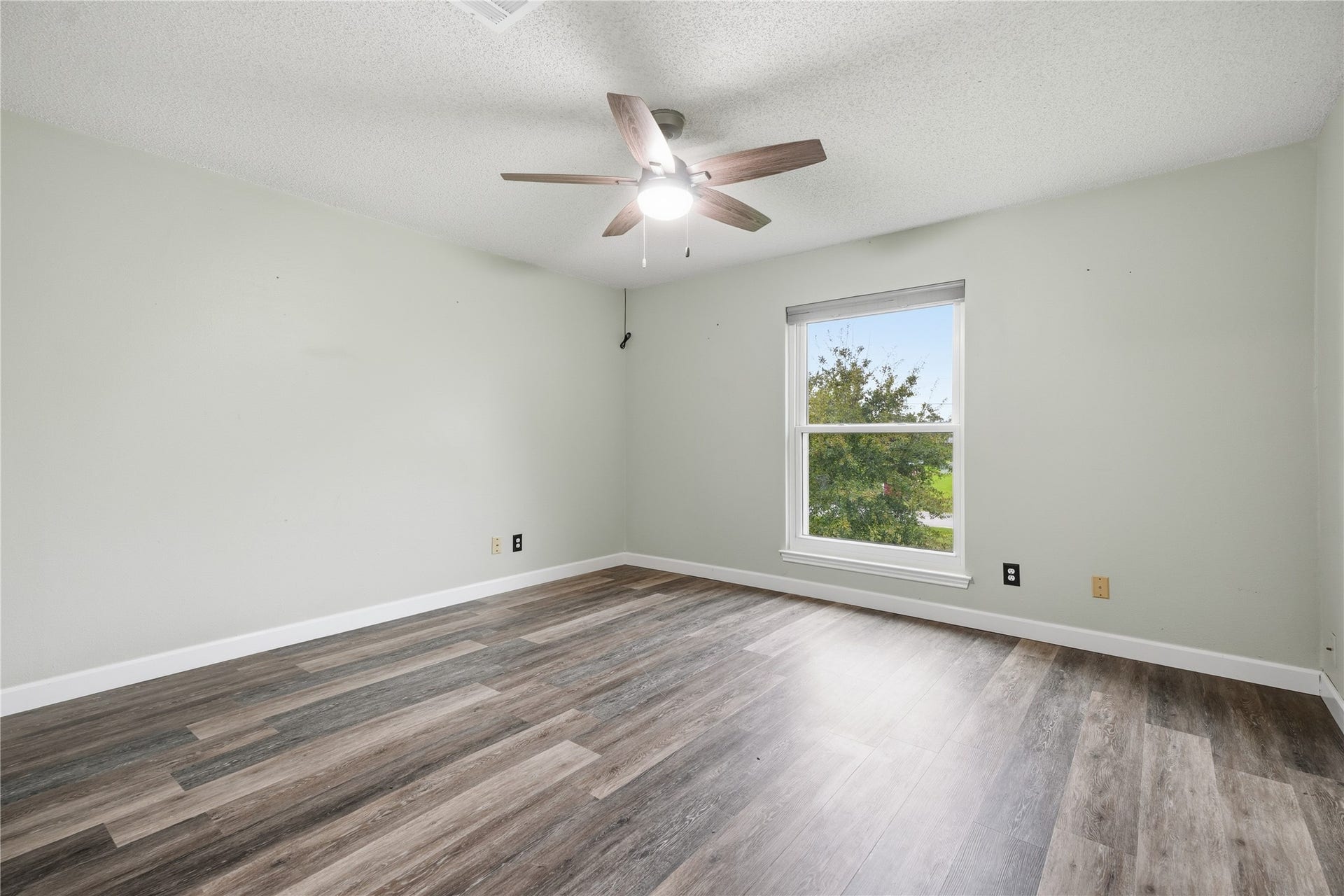 13612 Washington Street, Santa Fe, TX 77510 13612 Washington Street, Santa Fe, TX 77510