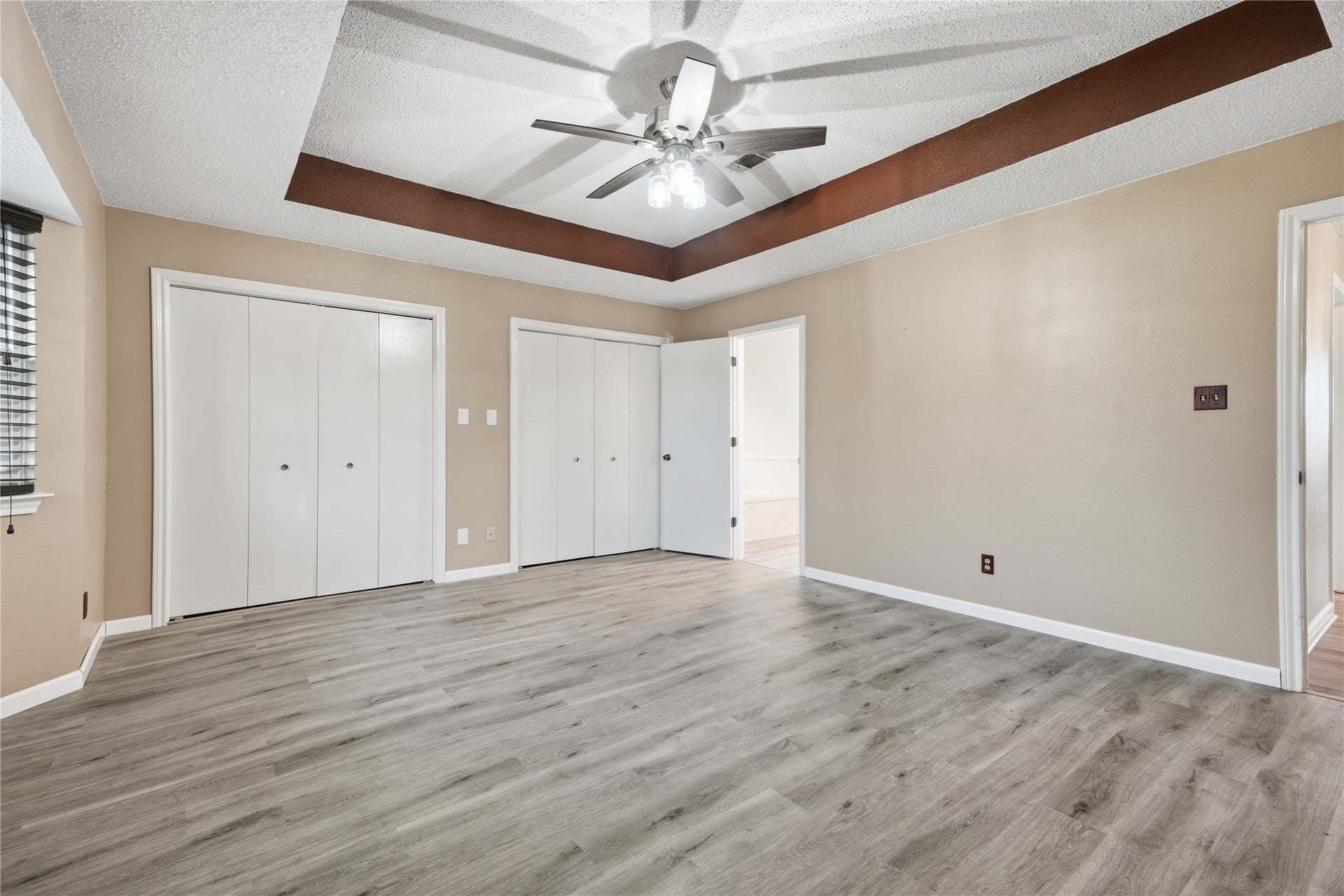 13612 Washington Street, Santa Fe, TX 77510 13612 Washington Street, Santa Fe, TX 77510