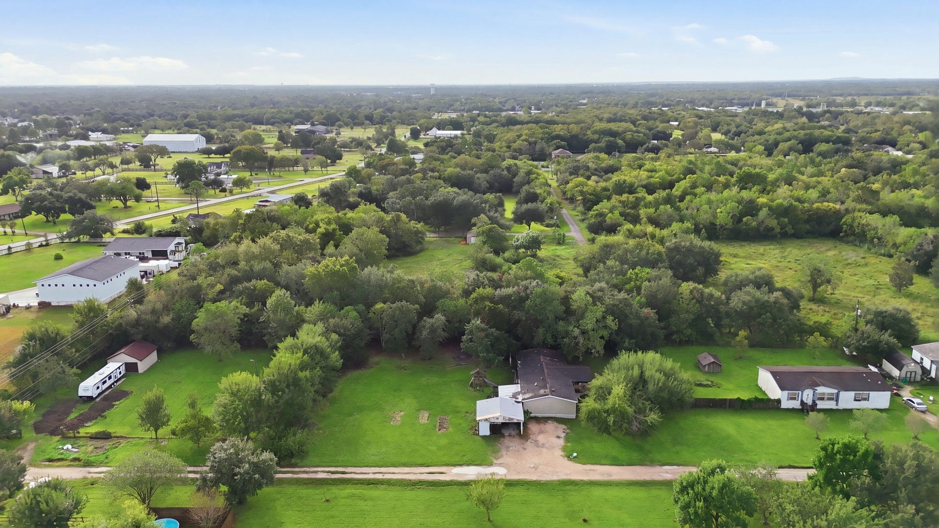17815 County Road 127, Pearland, TX 77581