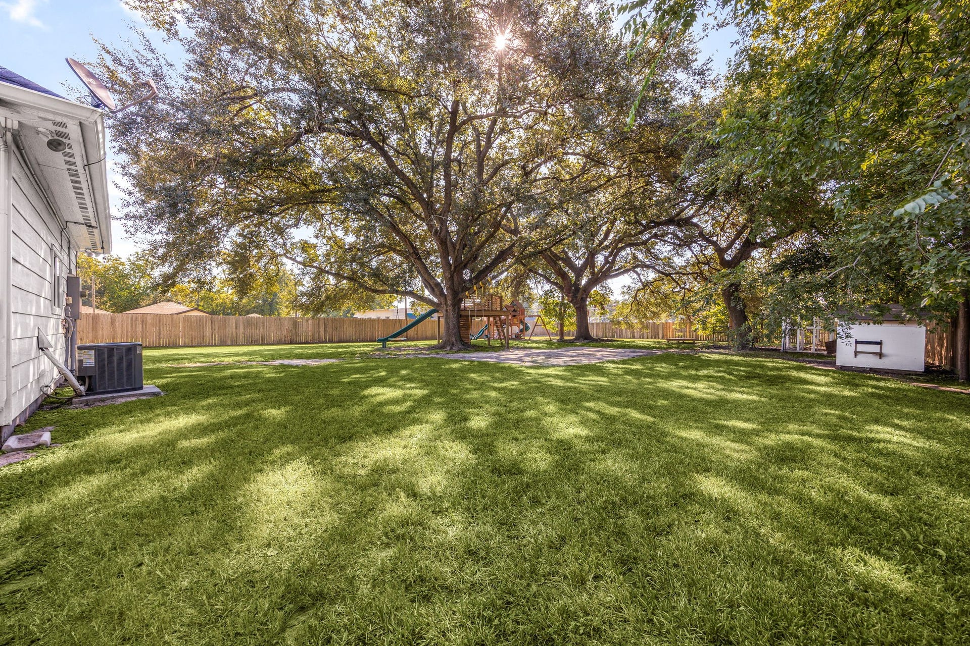 9101 Friendship Road, Houston, TX 77080