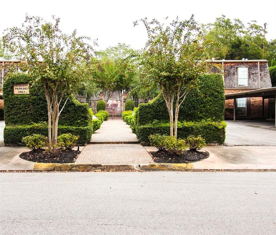 5353 Dora Street, #6, Houston, TX 77005 5353 Dora Street, #6, Houston, TX 77005