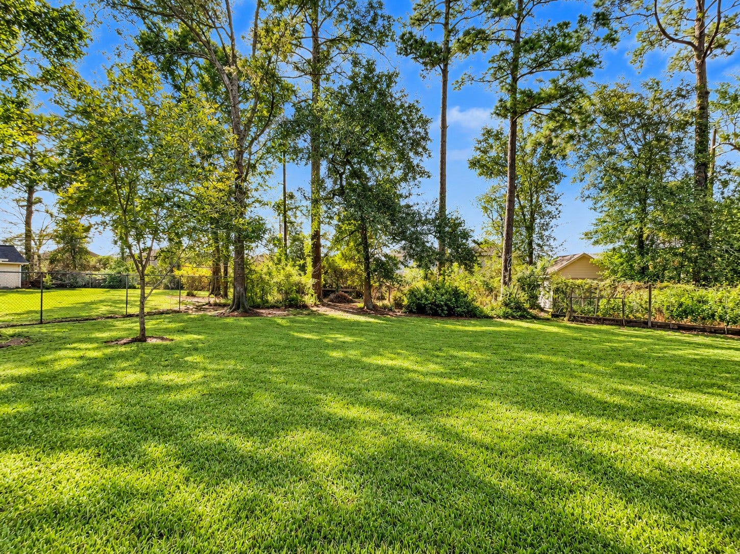 1504 Carriage Run W, Conroe, TX 77384 1504 Carriage Run W, Conroe, TX 77384
