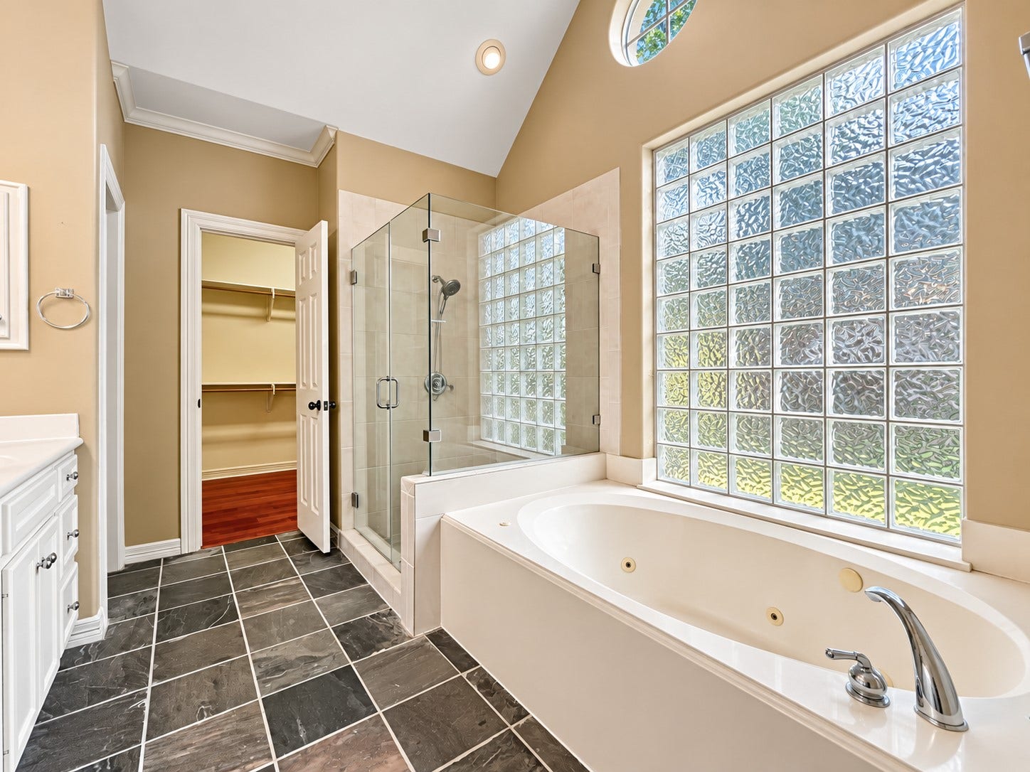 1504 Carriage Run W, Conroe, TX 77384 1504 Carriage Run W, Conroe, TX 77384