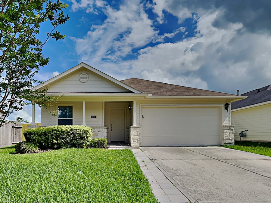 Property photo for 911 Lancaster Lake Drive, Houston, TX