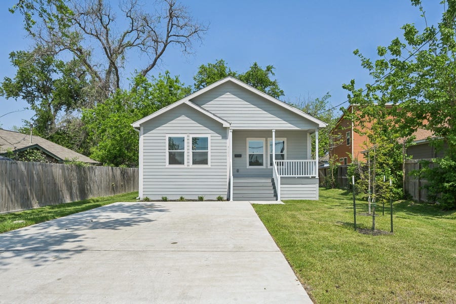 Property photo for 3151 Christie Street, Houston, TX