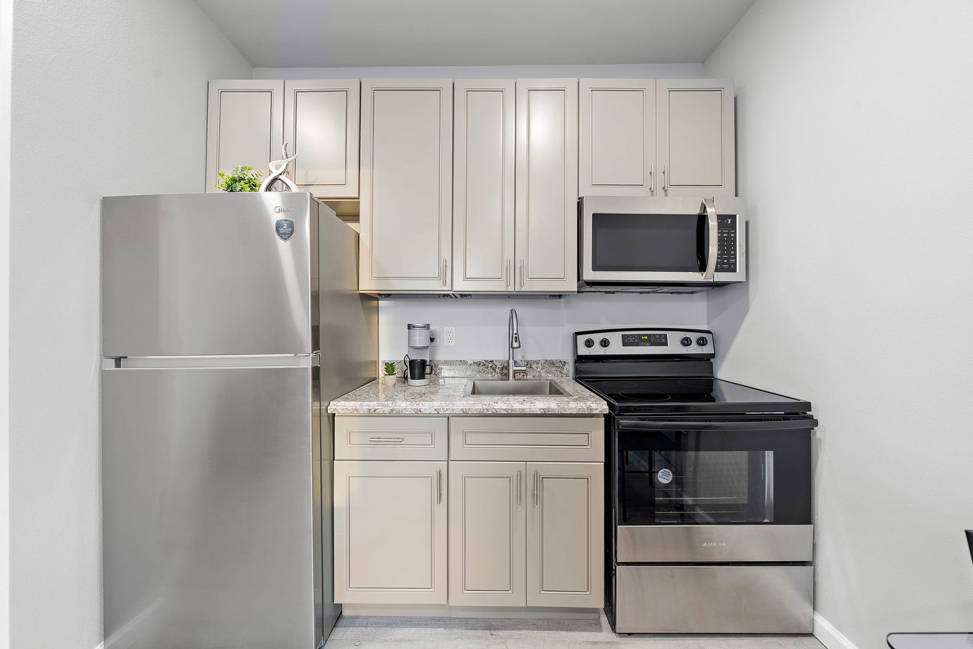803 Avenue K Unit F, Galveston, TX 77550 803 Avenue K Unit F, Galveston, TX 77550