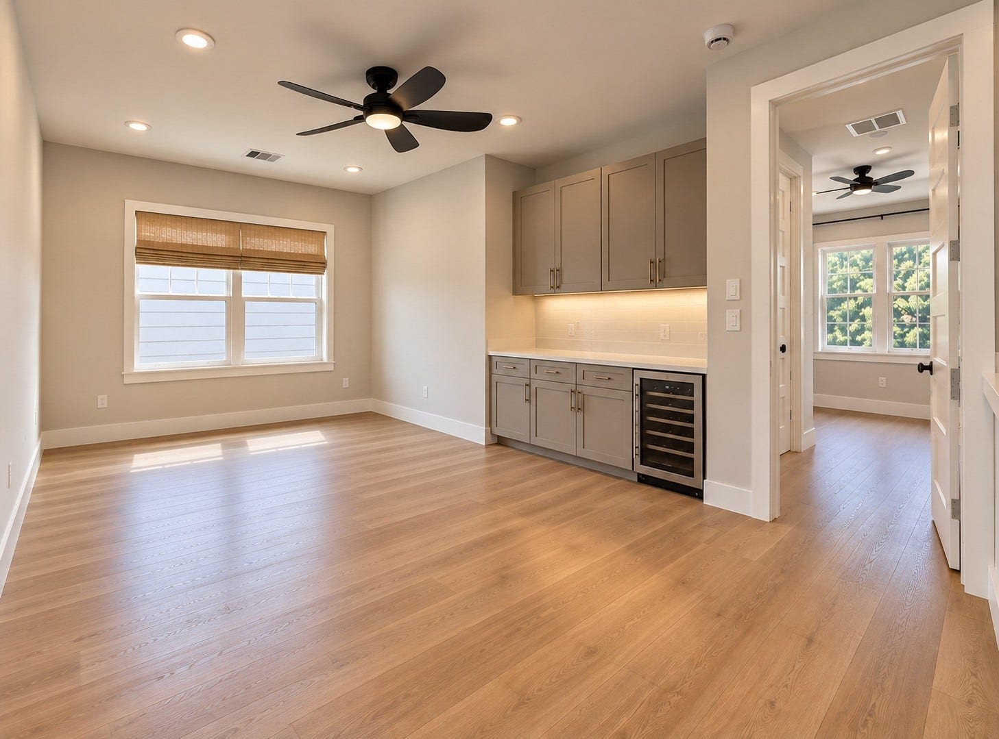 1418 Buescher Drive, Houston, TX 77043 1418 Buescher Drive, Houston, TX 77043
