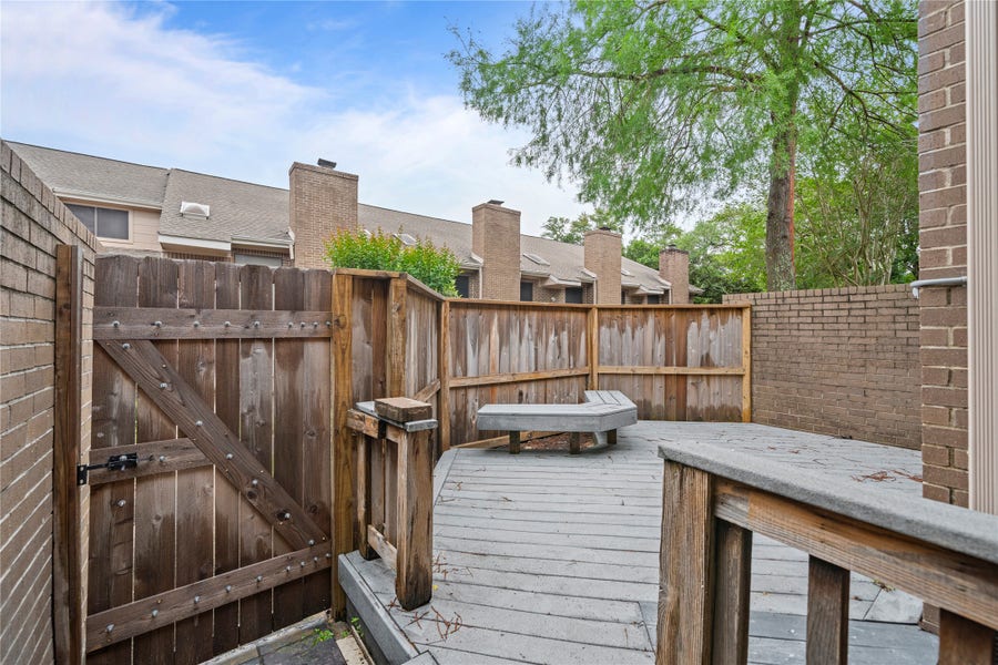 Property photo for 13742 Hollowgreen Drive, #604, Houston, TX