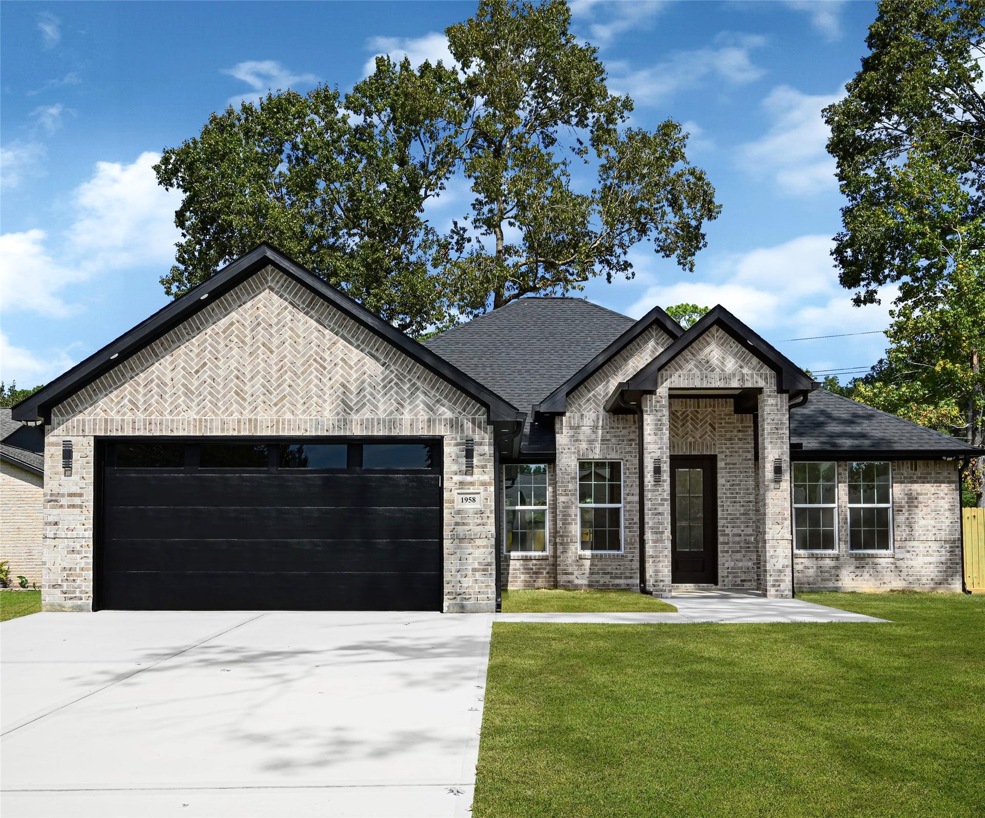 1958 Chart Drive, Crosby, TX 77532