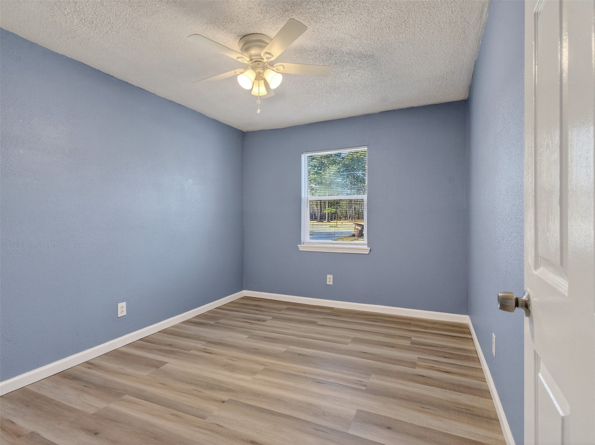 2613 Timber Drive, Dickinson, TX 77539 2613 Timber Drive, Dickinson, TX 77539