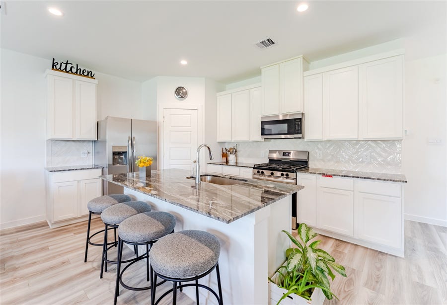 Property photo for 10213 Berkeley Springs Trail, Houston, TX