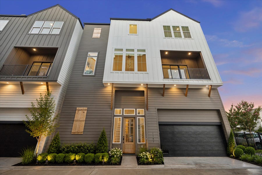 Property photo for 1183 W 19th Street, Houston, TX