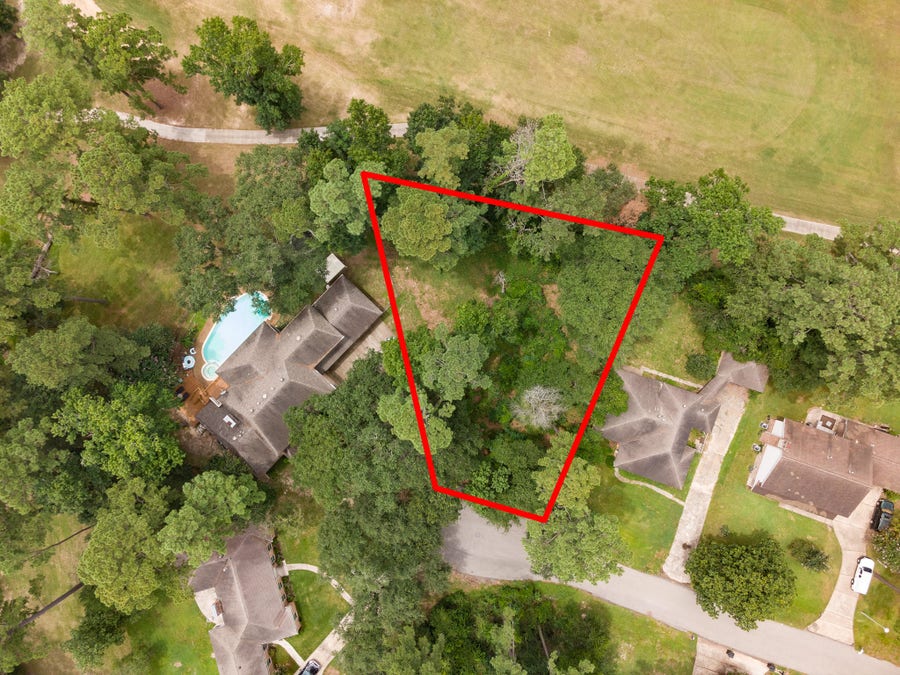 Property photo for 135 Jeb Stuart Lane, Conroe, TX