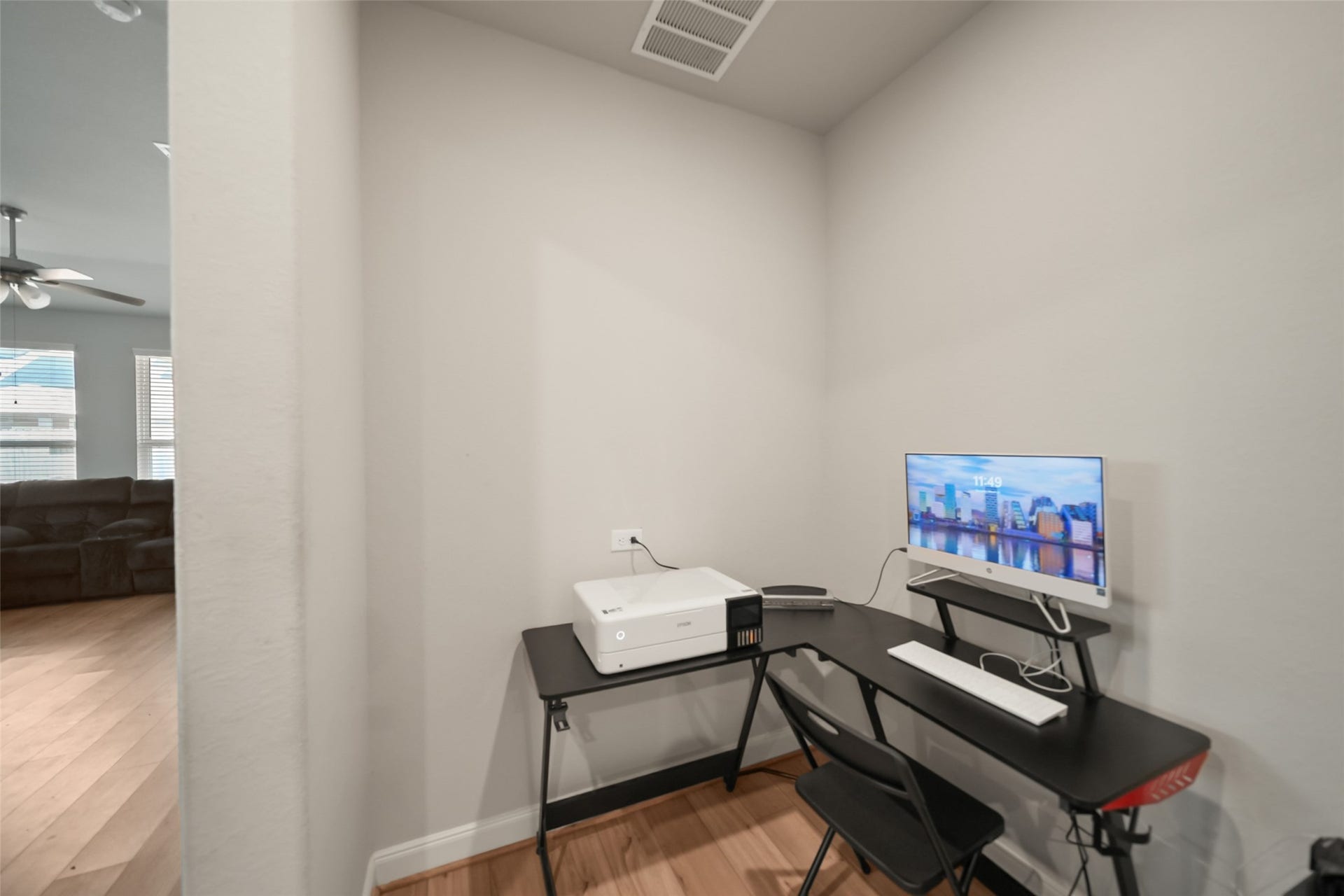 831 Cloverdale Drive, Rosharon, TX 77583 Study
