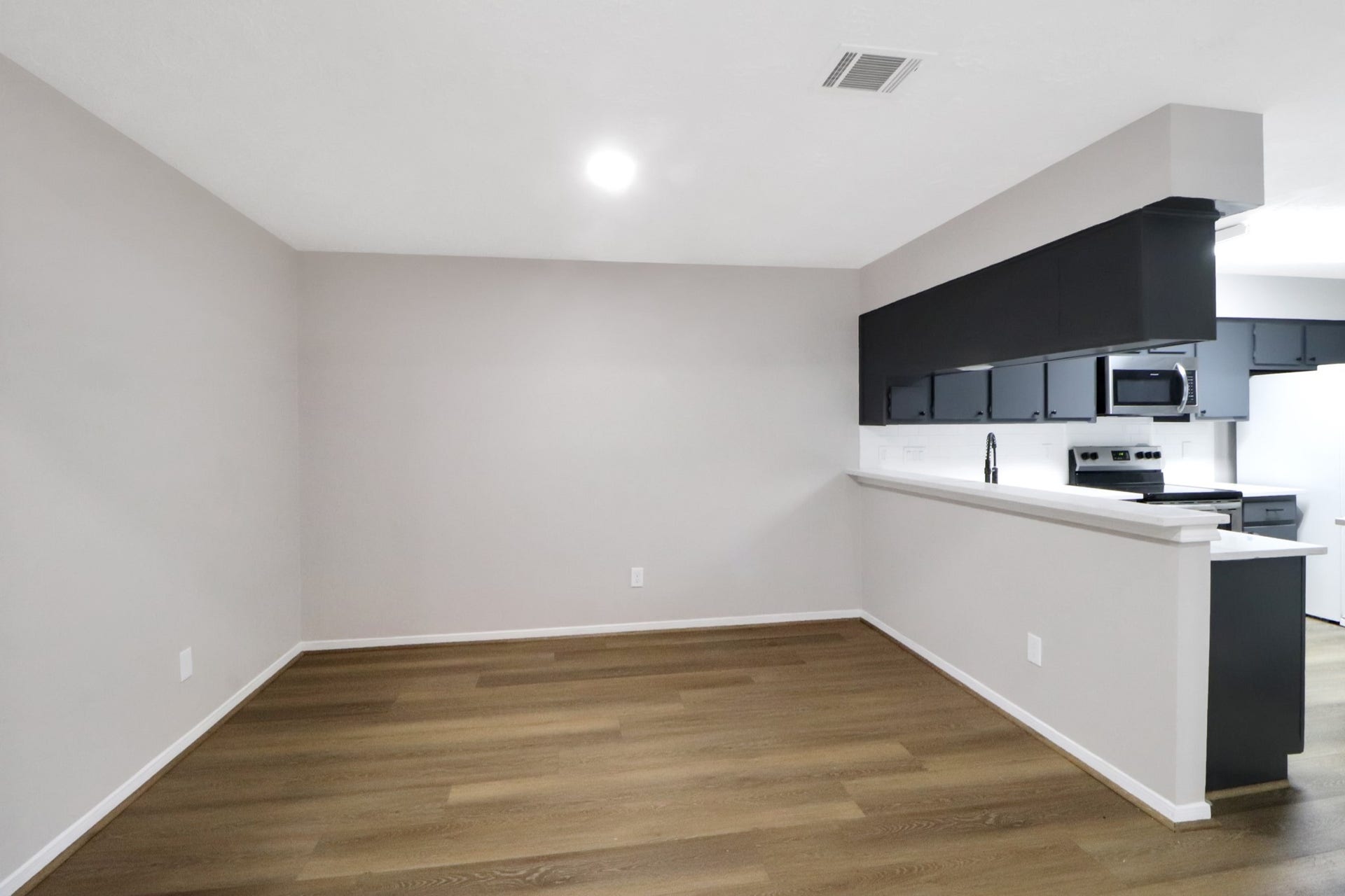 12154 Stone West Drive, Houston, TX 77035 12154 Stone West Drive, Houston, TX 77035