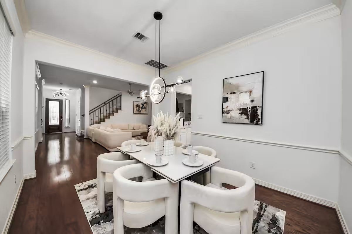 11631 Royal Oaks View, Houston, TX 77082 11631 Royal Oaks View, Houston, TX 77082